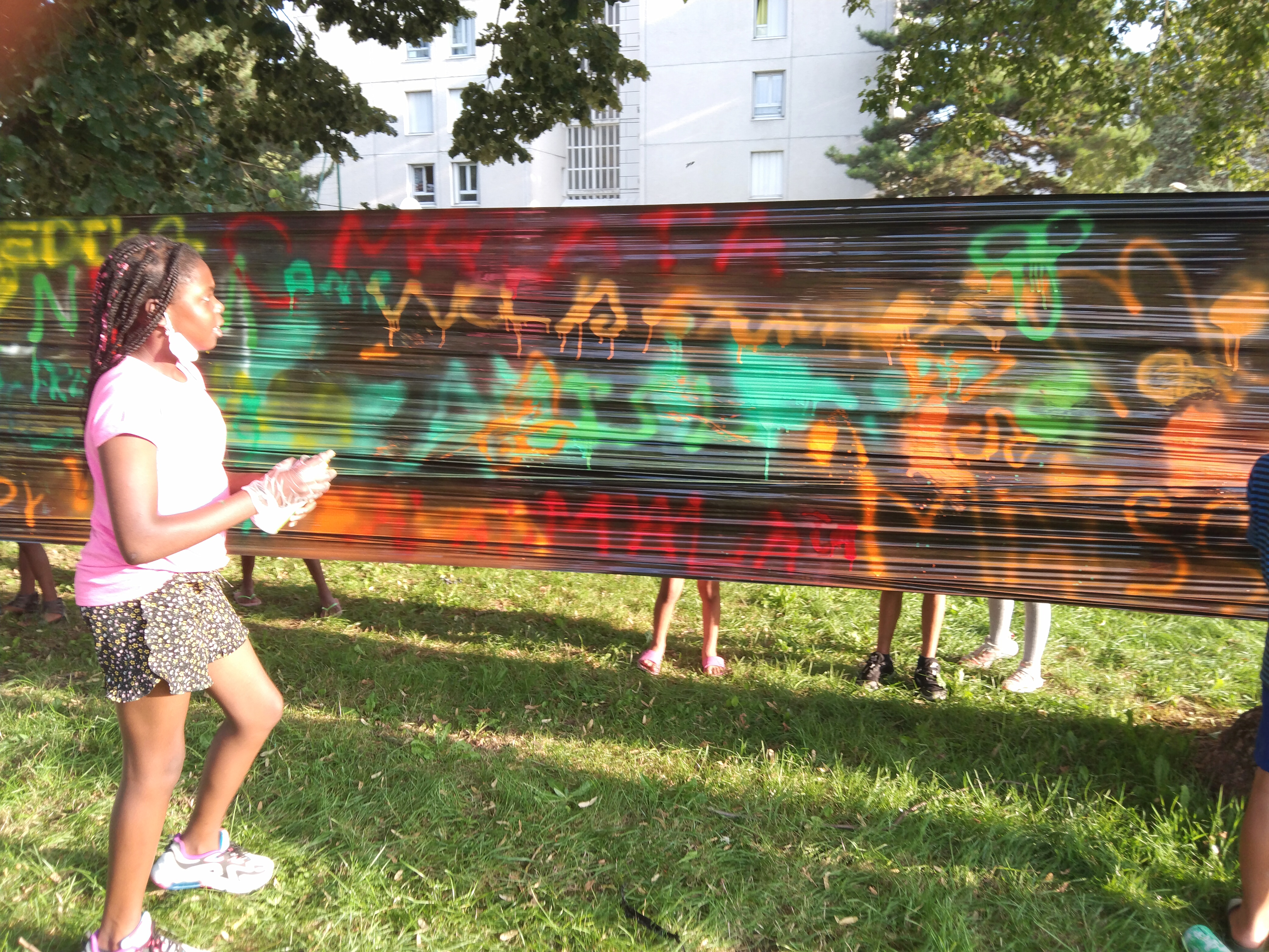 Initiation graffiti en parc